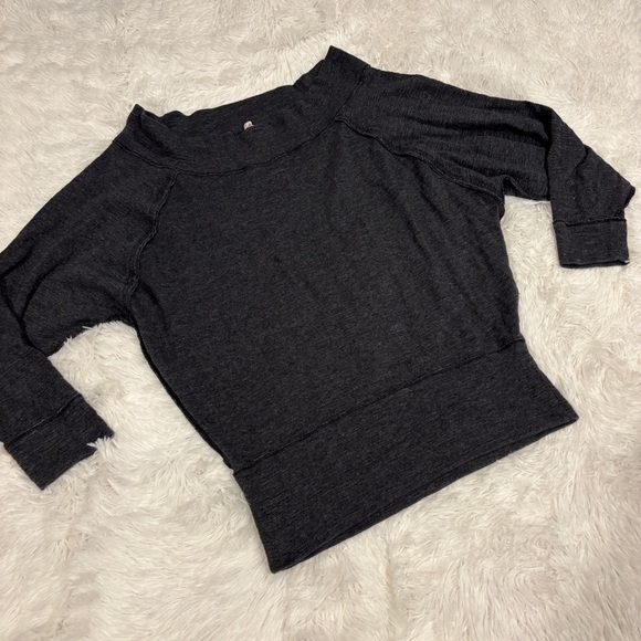 Free People Palisades loose fit off shoulder sweater top Gray Size Small - Picture 4 of 12